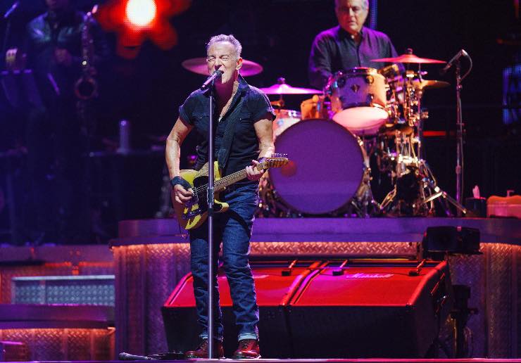 Il gesto di Bruce Springsteen per la fan emoziona tutti: cosa ha fatto il Boss